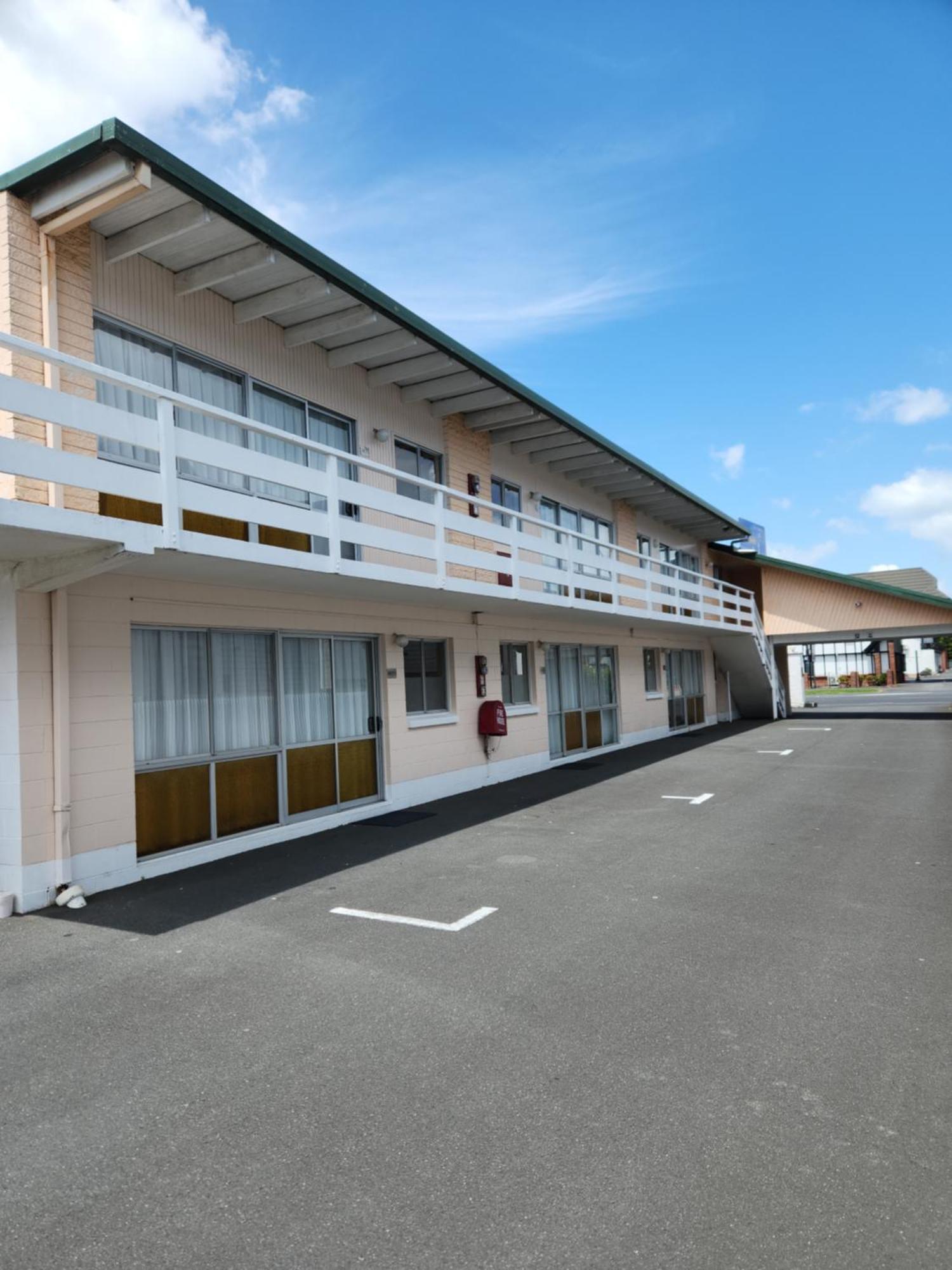Cedar Lodge Motel Hamilton Exterior photo